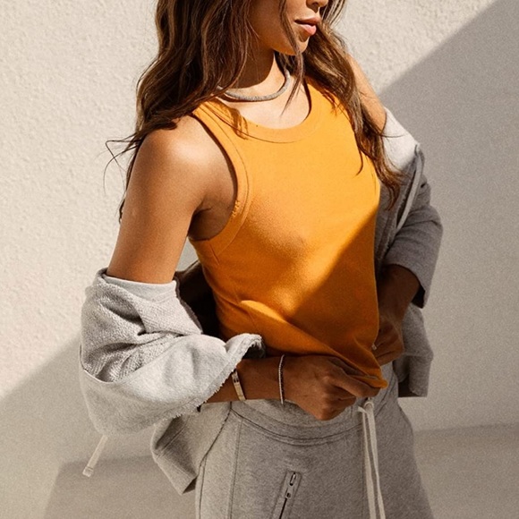 Bandier Sincerely Jules The Willow Scoop Neck Tank In Goldenrod - Picture 3 of 7